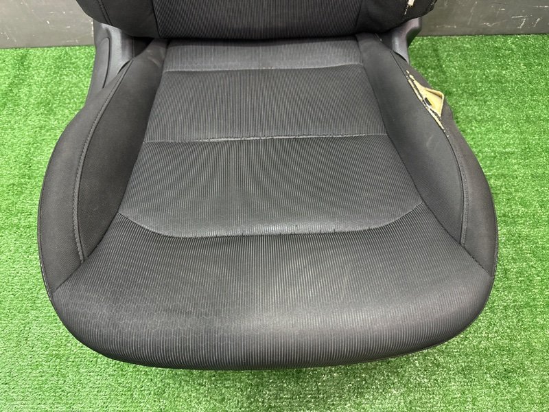 Сиденье переднее Hyundai Elantra 6 2017 AD