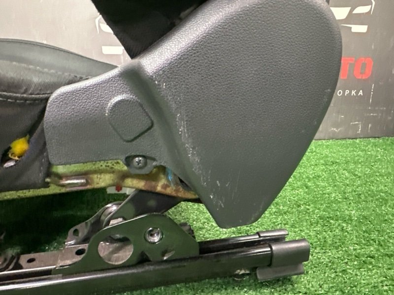 Сиденье переднее Hyundai Elantra 6 2017 AD