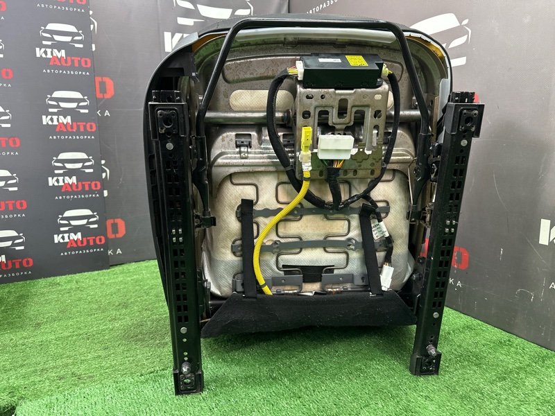 Сиденье переднее Hyundai Elantra 6 2017 AD