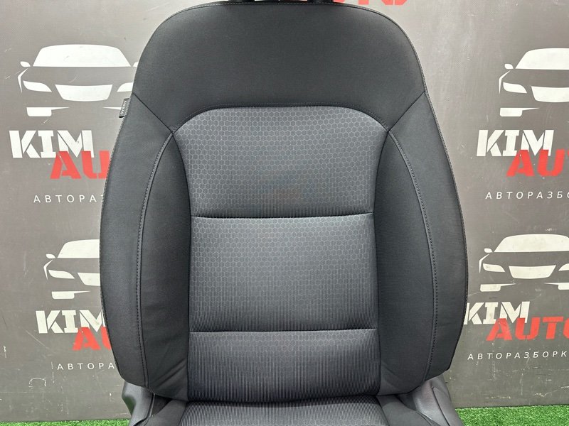 Сиденье переднее Hyundai Elantra 6 2017 AD