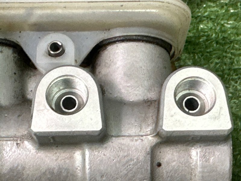 Главный тормозной цилиндр с бочком Nissan Murano 2008 Z51