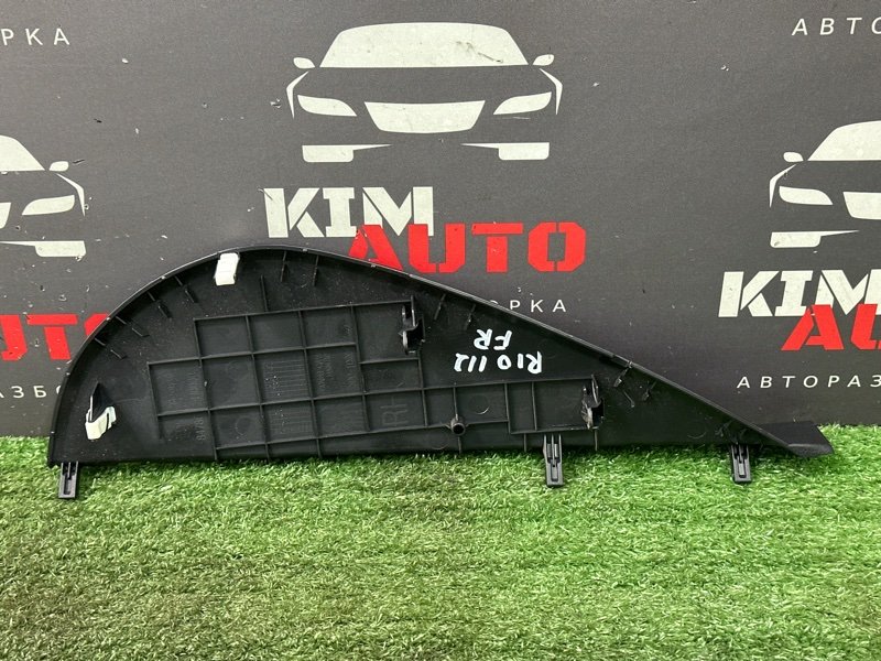 Накладка торпедо боковая Kia Rio 4 2019 FB