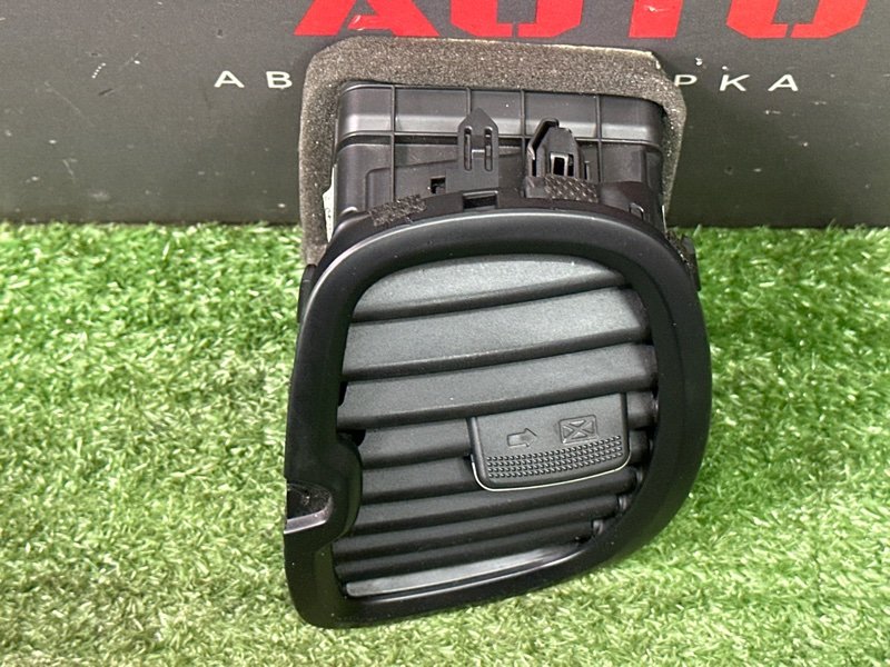 Дефлектор отопителя Kia Rio 4 2019 FB