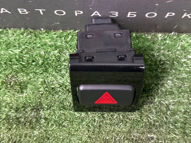 Кнопка аварийной сигнализации (аварийка) Kia Rio 4 2019 FB