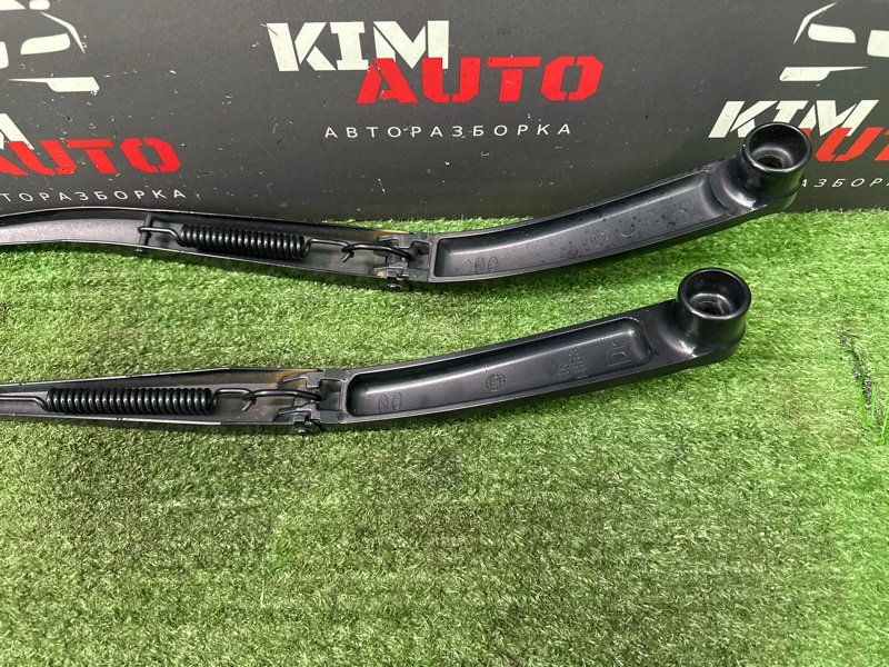 Поводки дворников Kia Rio 4 2019 FB