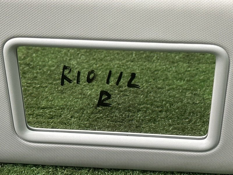 Козырек солнцезащитный Kia Rio 4 2019 FB