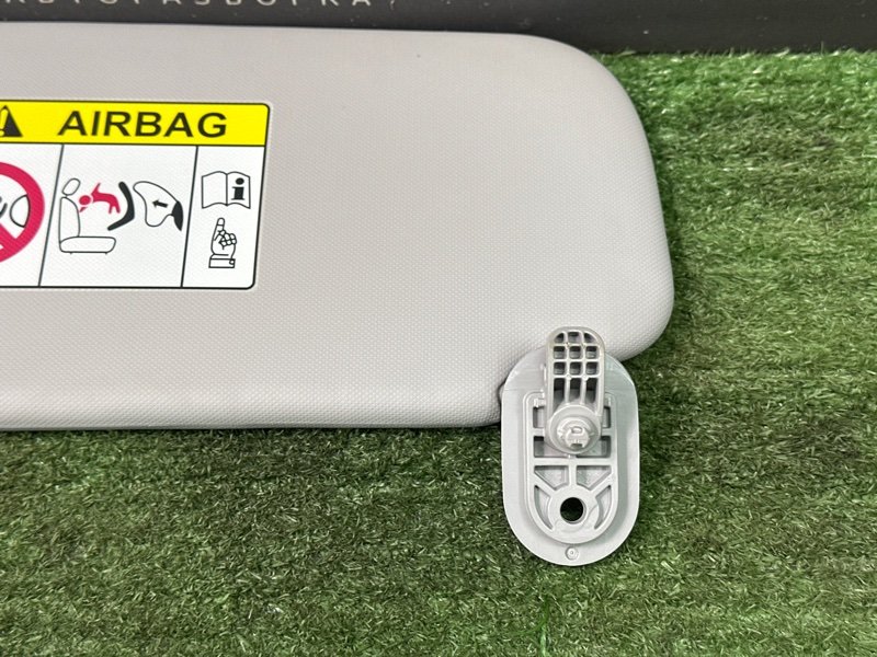 Козырек солнцезащитный Kia Rio 4 2019 FB