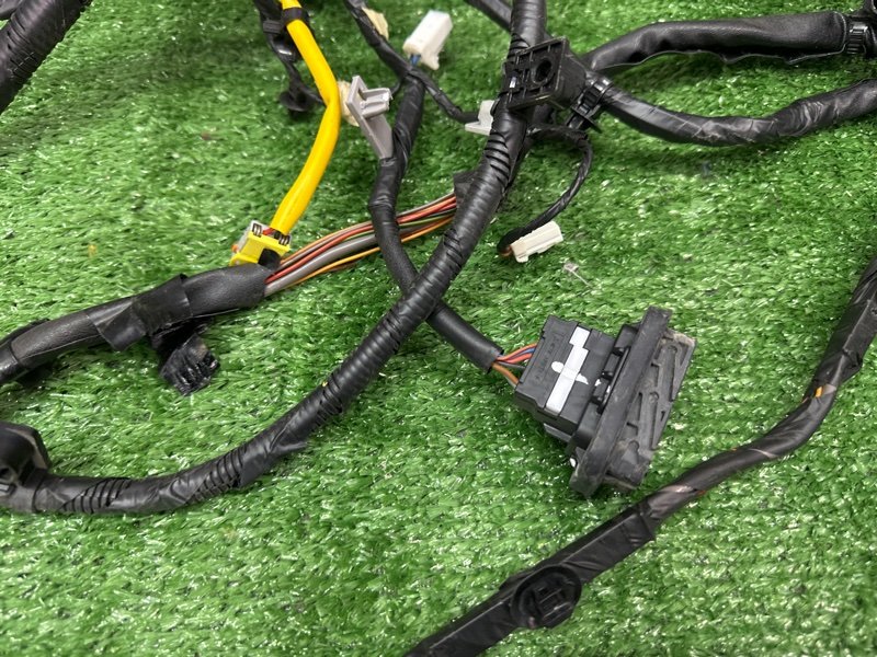 Проводка салона Kia Rio 4 2019 FB