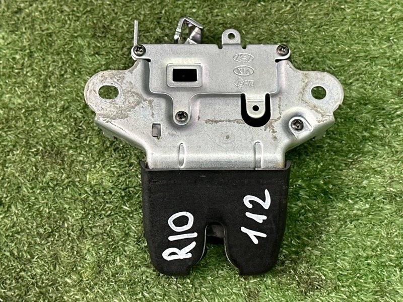 Замок крышки багажника Kia Rio 4 2019 FB