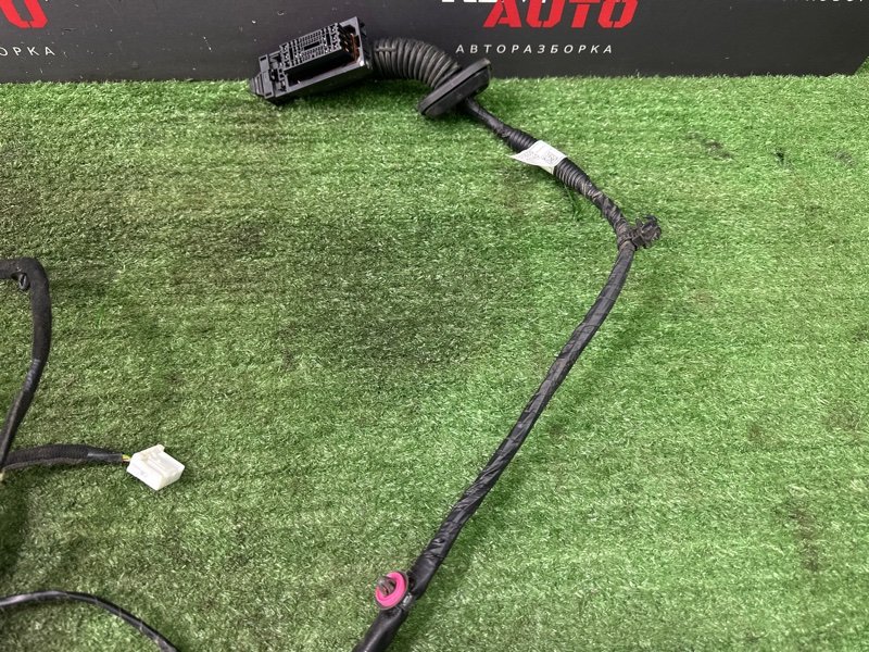 Проводка двери Kia Rio 4 2019 FB