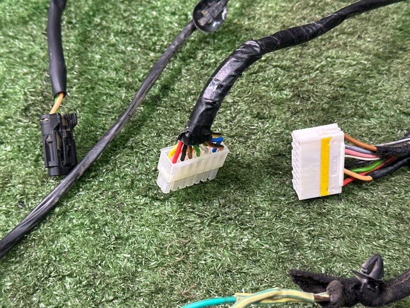 Проводка двери Kia Rio 4 2019 FB