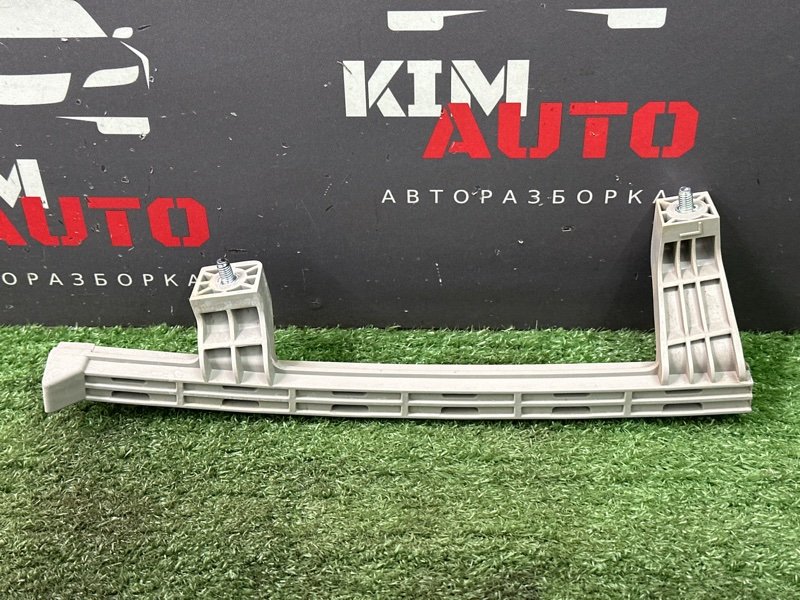 Направляющая стекла двери Kia Rio 4 2019 FB