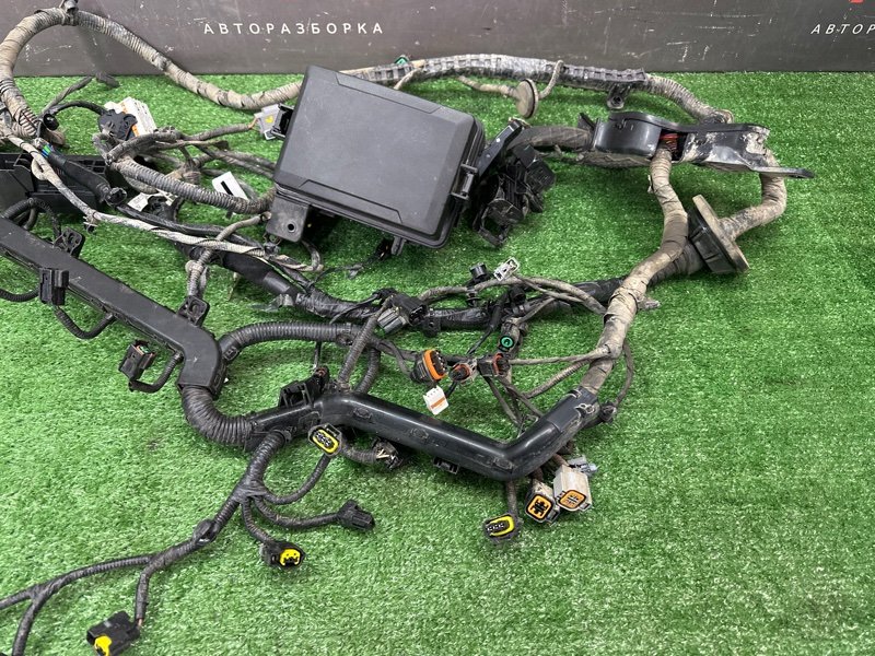 Проводка моторного отсека с блоком предохранителей Kia Rio 4 2019 FB