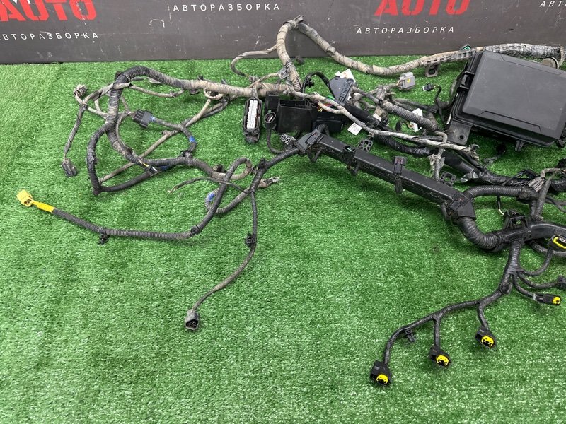 Проводка моторного отсека с блоком предохранителей Kia Rio 4 2019 FB