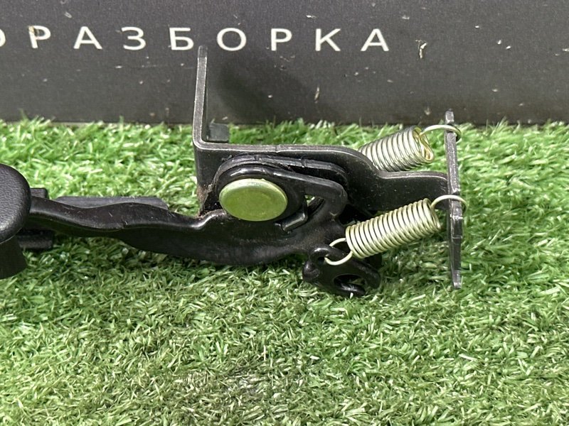 Ручка открывания бензобака и багажника Kia Rio 4 2019 FB