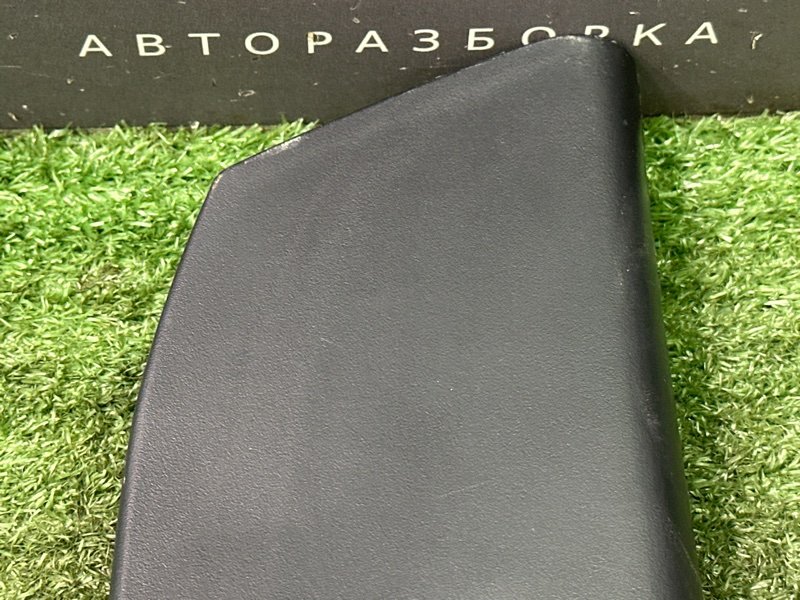 Накладка двери Kia Rio 4 2019 FB