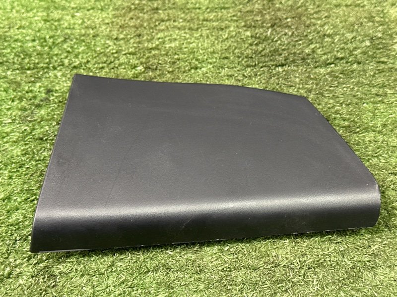 Накладка двери Kia Rio 4 2019 FB