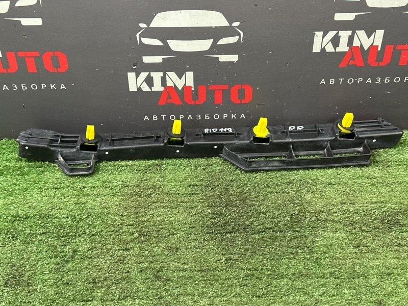 Кронштейн бампера Kia Rio 4 2019 FB