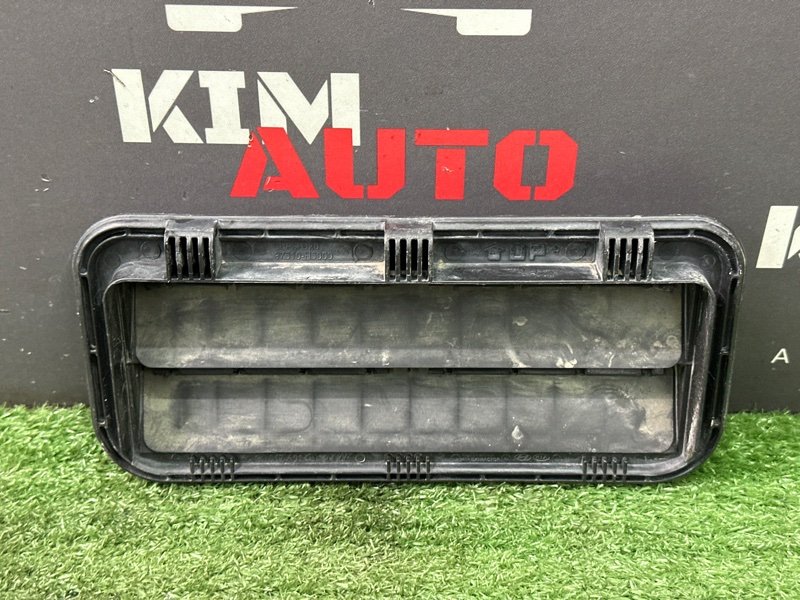 Решетка вентиляционная Kia Rio 4 2019 FB