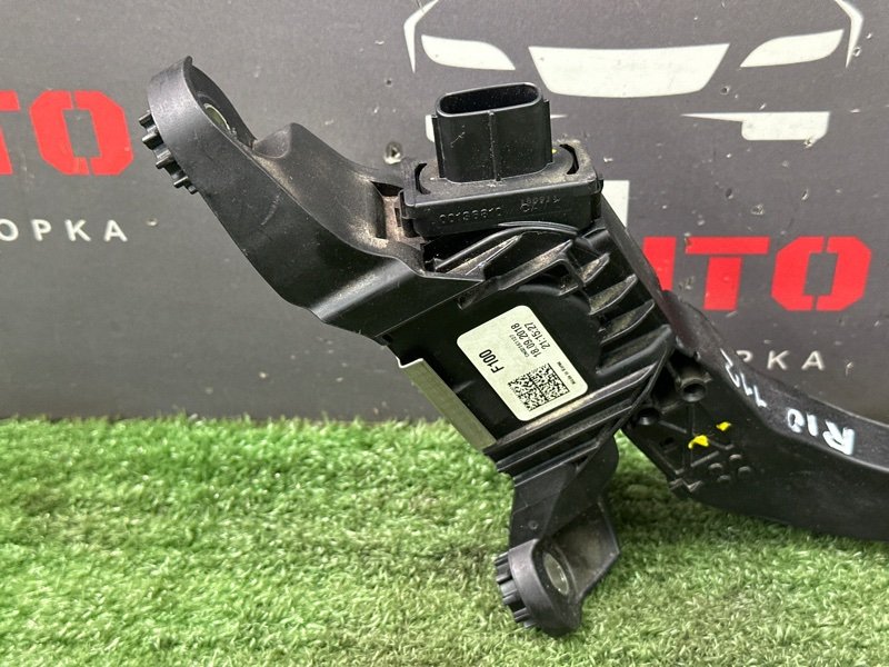 Педаль газа электронная Kia Rio 4 2019 FB