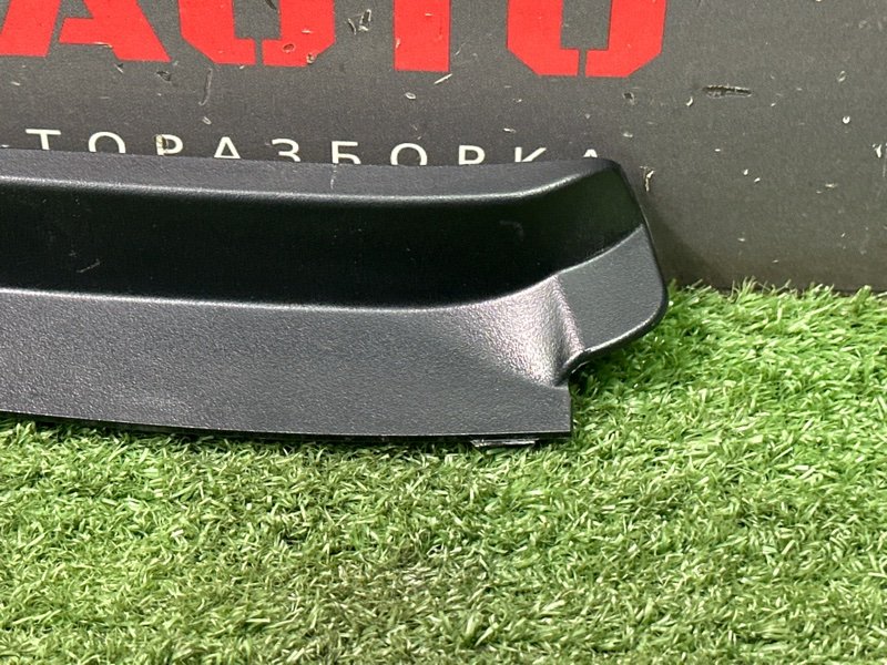 Накладка фонаря Kia Rio 4 2019 FB