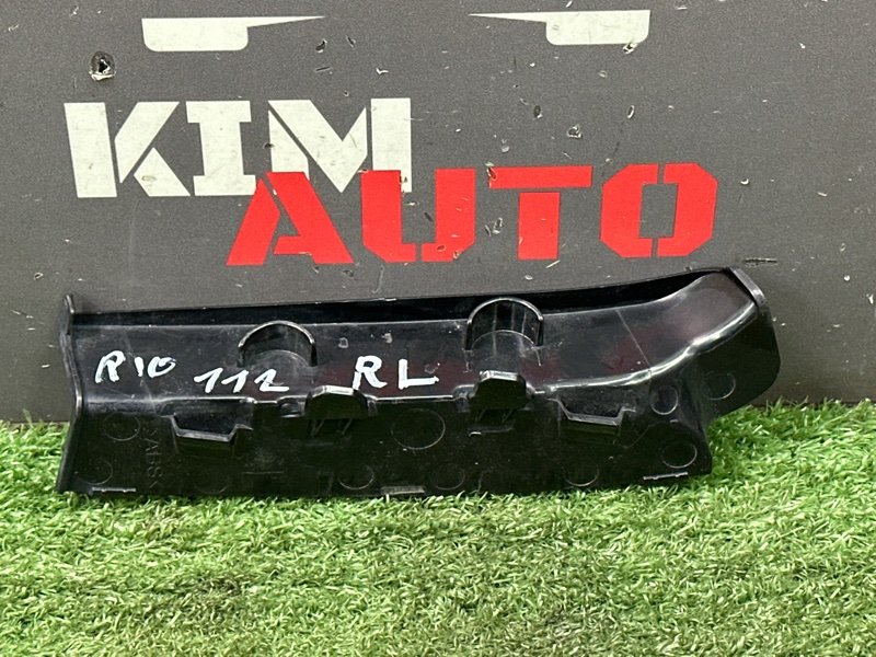 Накладка фонаря Kia Rio 4 2019 FB