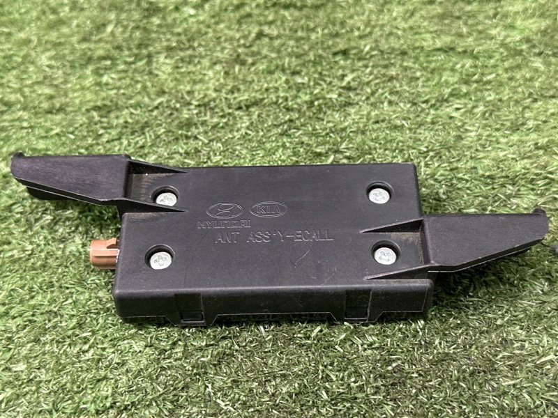 Антенна SOS ГЛОНАСС Kia Rio 4 2019 FB