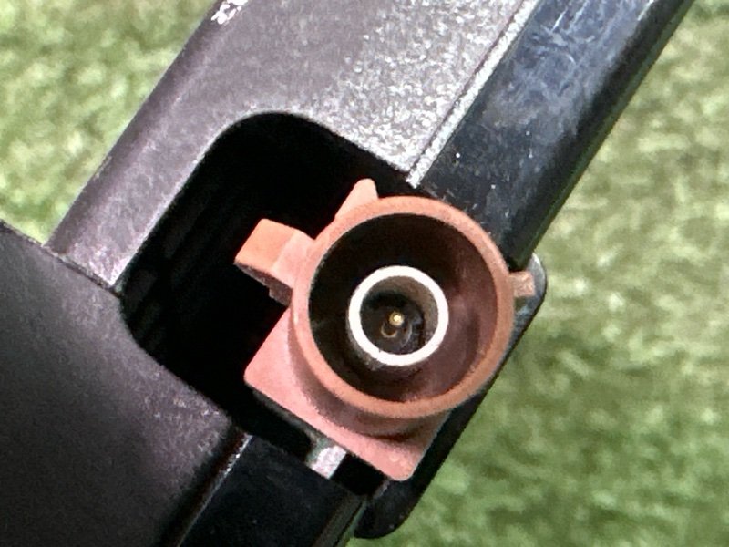 Антенна SOS ГЛОНАСС Kia Rio 4 2019 FB