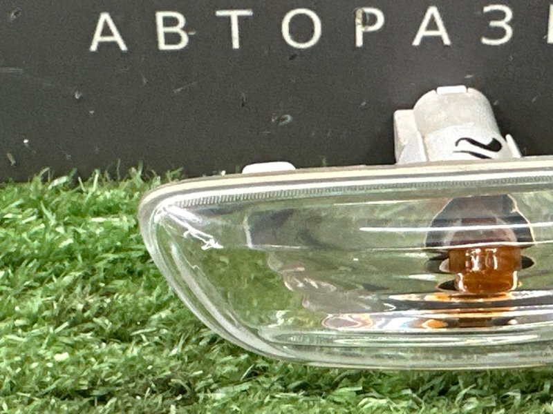 Повторитель поворота в крыло Kia Rio 4 2019 FB