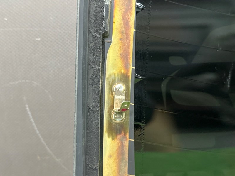 Стекло заднее с обогревом Kia Rio 4 2019 FB