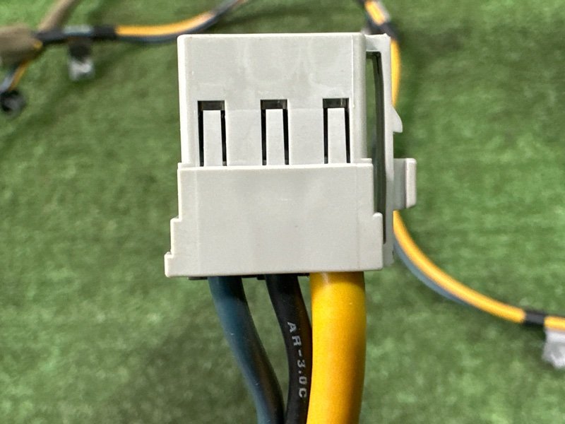 Проводка антенны Kia Rio 4 2019 FB