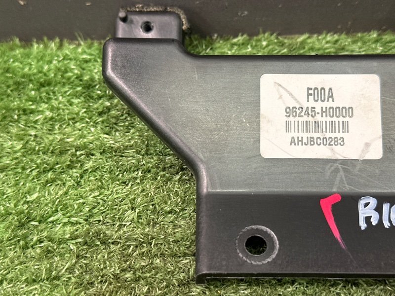 Кронштейн Kia Rio 4 2019 FB