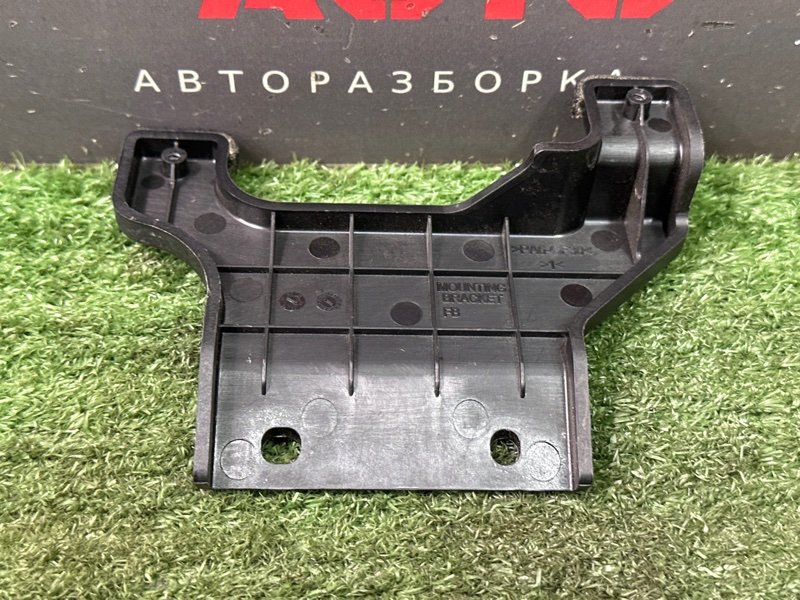 Кронштейн Kia Rio 4 2019 FB