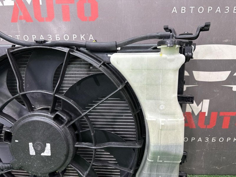 Кассета радиаторов с вентилятором Kia Rio 4 2019 FB