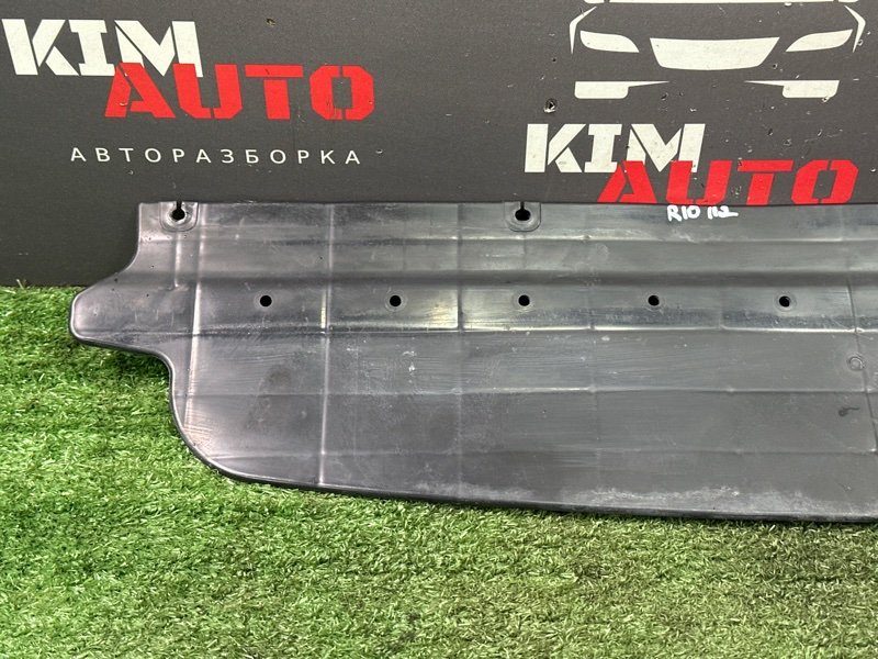 Дефлектор радиатора верхний Kia Rio 4 2019 FB