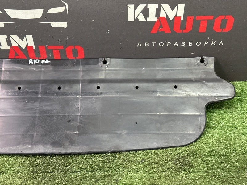 Дефлектор радиатора верхний Kia Rio 4 2019 FB