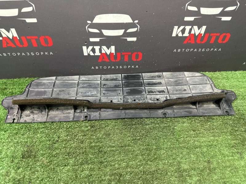 Дефлектор радиатора верхний Kia Rio 4 2019 FB