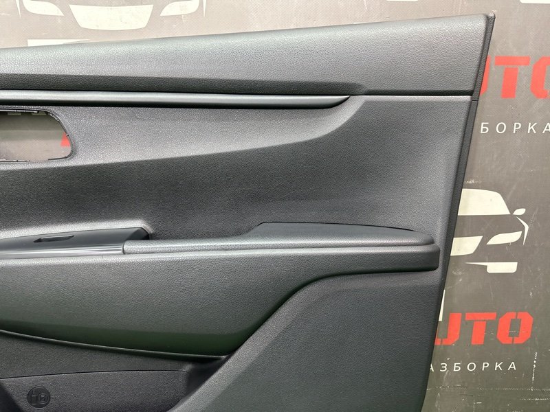 Обшивка двери Kia Rio 4 2019 FB
