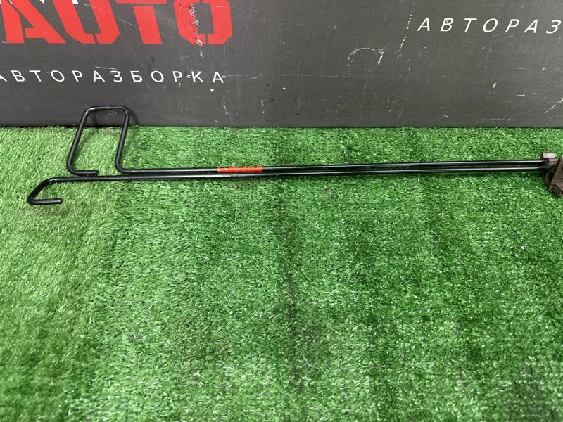 Торсион (пружина) багажника Kia Rio 4 2019 FB