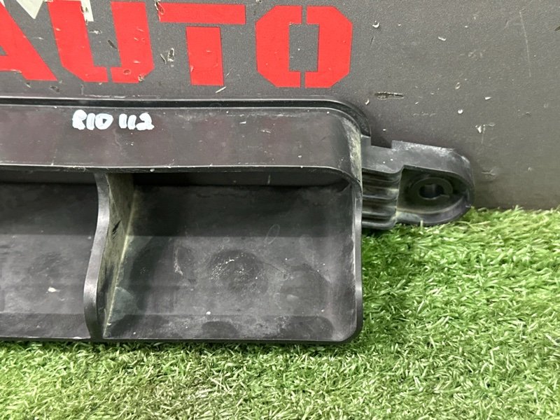 Воздухозаборник Kia Rio 4 2019 FB