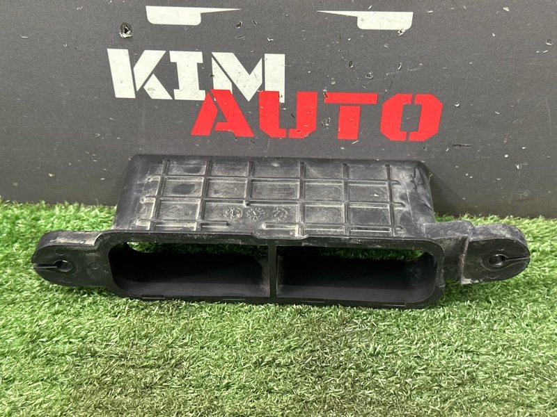 Воздухозаборник Kia Rio 4 2019 FB