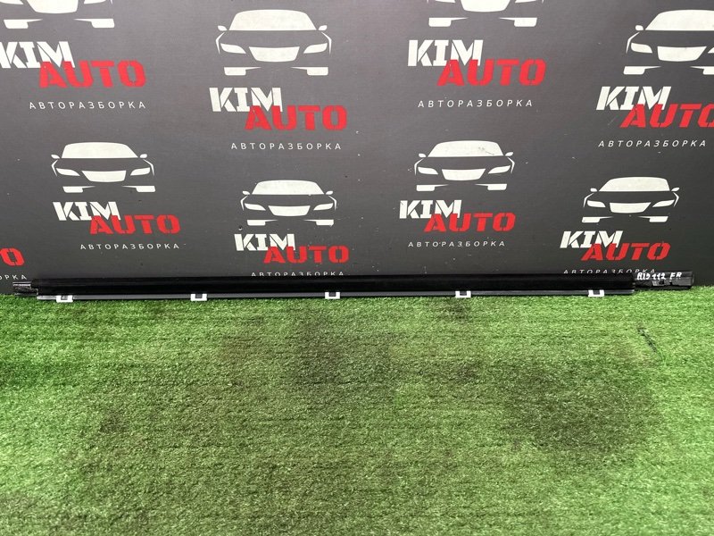Уплотнитель стекла наружный (Бархотка) Kia Rio 4 2019 FB