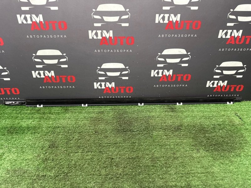 Уплотнитель стекла наружный (Бархотка) Kia Rio 4 2019 FB