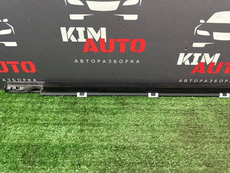 Уплотнитель стекла наружный (Бархотка) Kia Rio 4 2019 FB