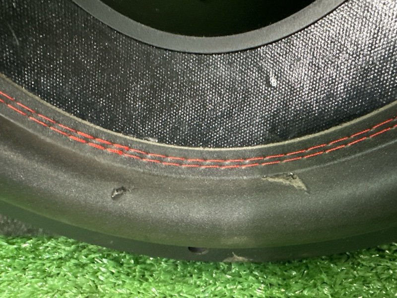 Сабвуфер с фазоинвертором Kia Rio 4 2019 FB