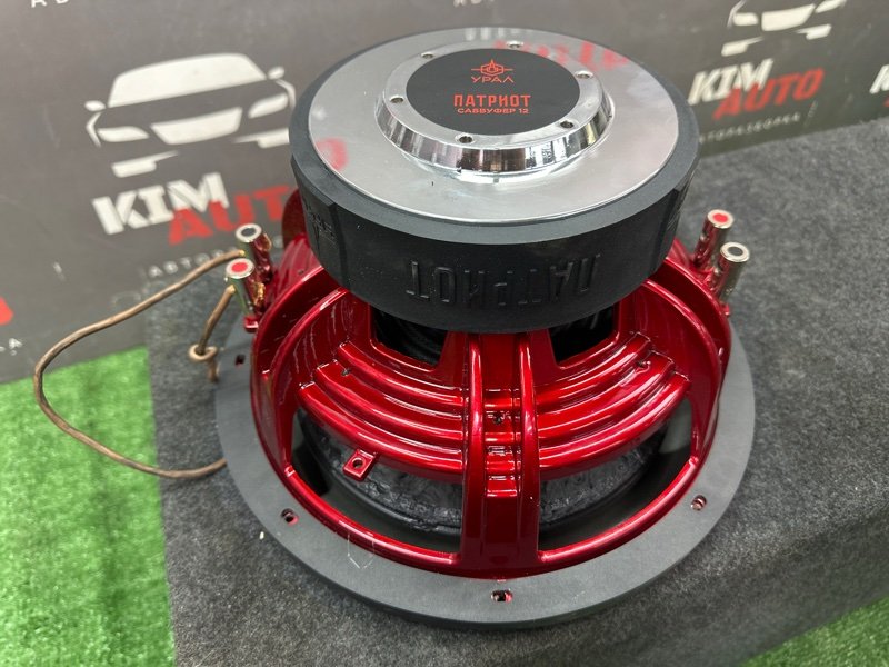 Сабвуфер с фазоинвертором Kia Rio 4 2019 FB