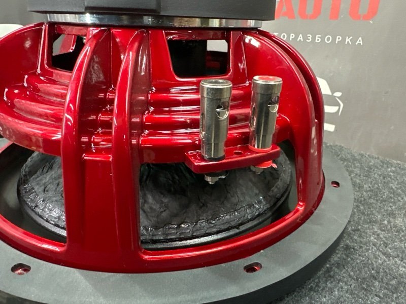 Сабвуфер с фазоинвертором Kia Rio 4 2019 FB