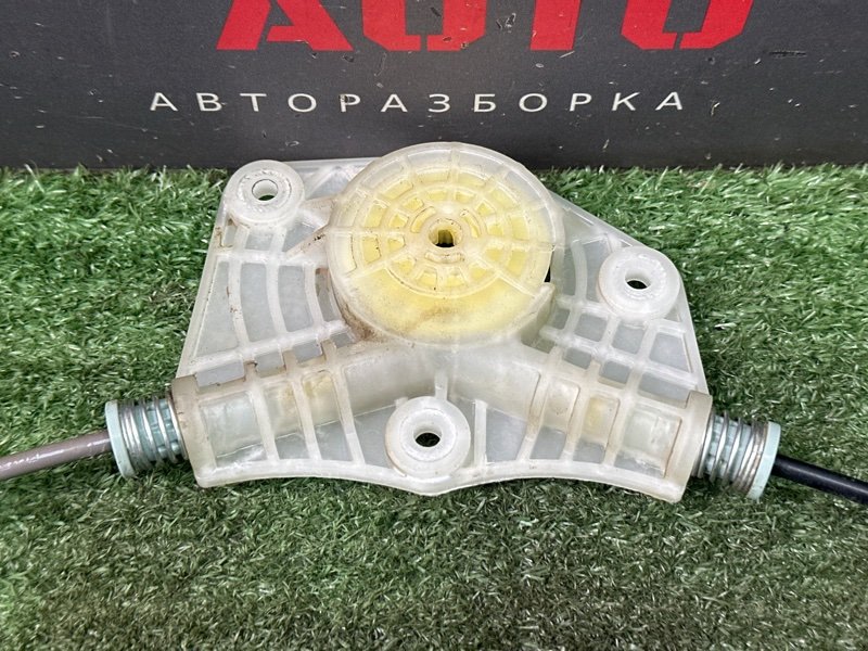 Механизм стеклоподъёмника Kia Rio 4 2019 FB