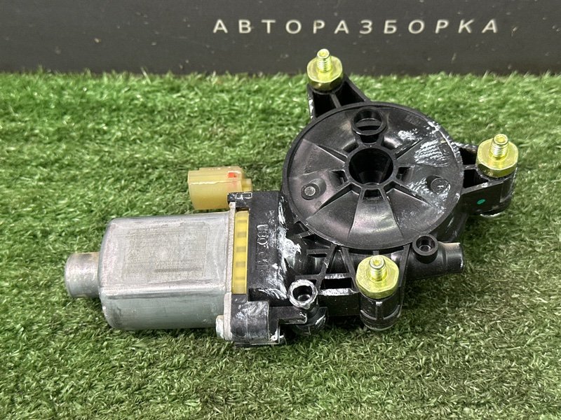 Мотор стеклоподъемника Kia Rio 4 2019 FB