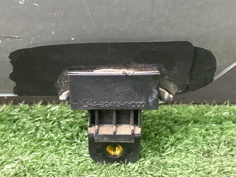 Стекло двери Kia Rio 4 2019 FB